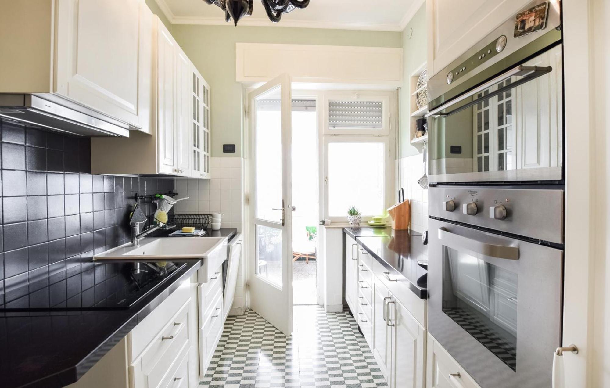 2 Bedroom Cozy Apartment In Gorizia Exteriör bild